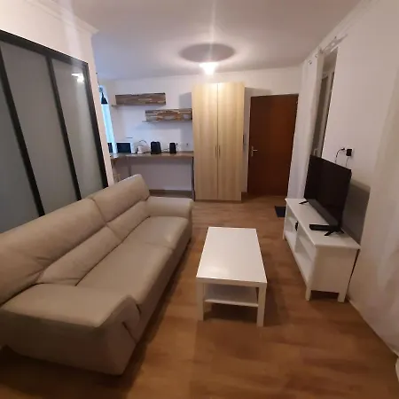 Appartement 2 Pieces, Proche Rer, Bus Et Chateau Rambouillet Exterior photo